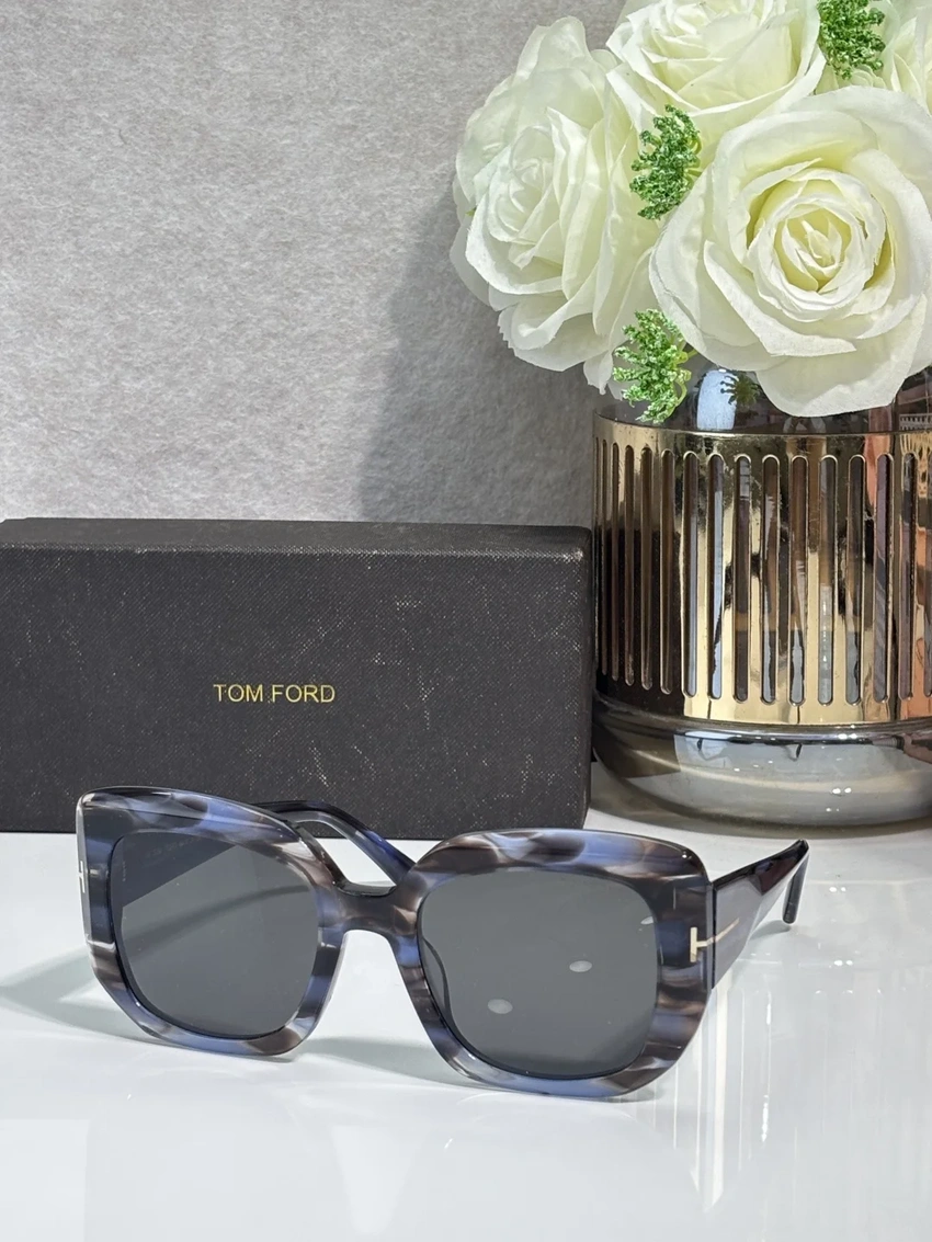 Premium Tom Ford FT1220 Sunglasses Penelope – Wholesale Distributor