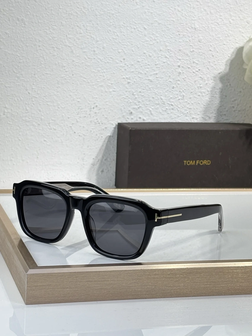 Wholesale Tom Ford FT1226 Sunglasses Review | B2B Optical Distributor