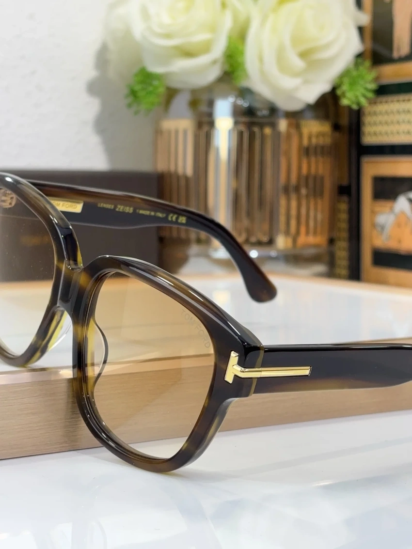 Tom Ford FT1236 Esme Sunglasses Wholesale | Optical Retail Supplier