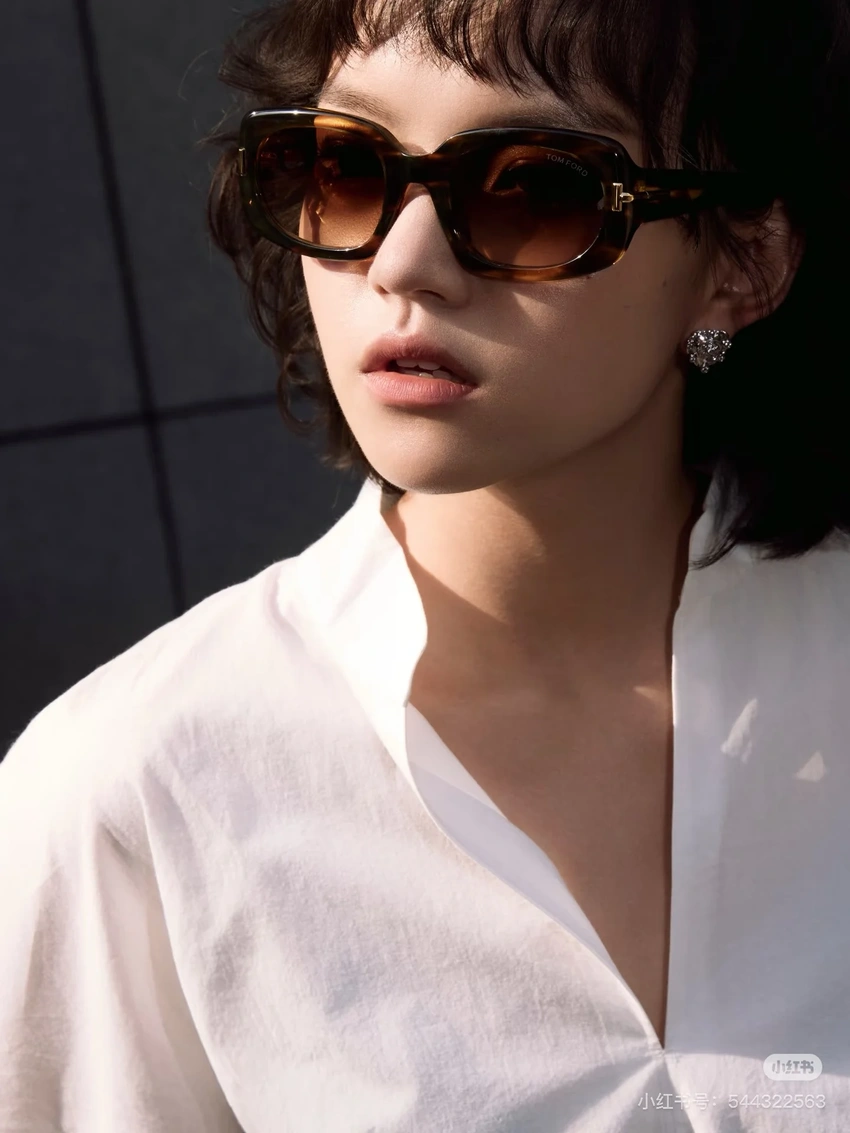 Premium Tom Ford FT1253 Fiore Sunglasses – Wholesale Distributor