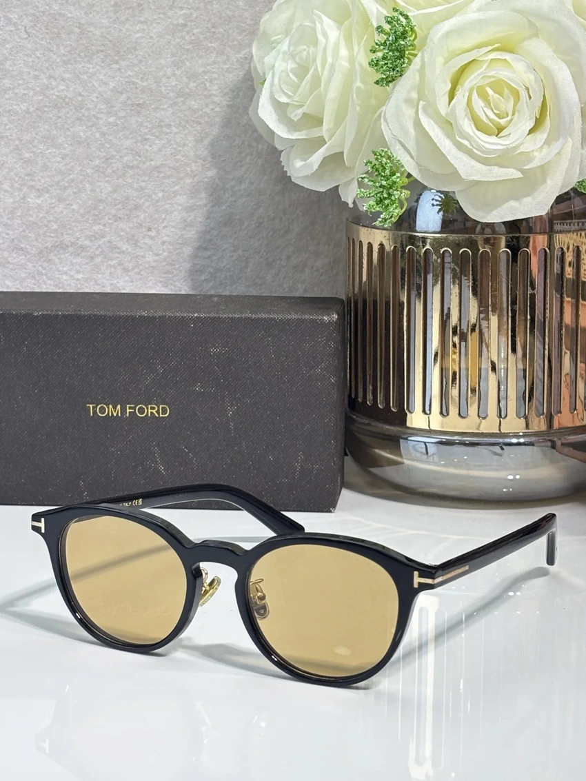 Wholesale Tom Ford FT1277 Men’s Aviator Sunglasses | B2B Optical Distributor
