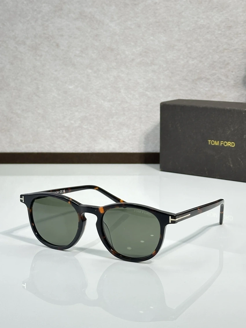 Tom Ford FT1302 Sunglasses On Sale – Wholesale Optical Frames Supplier