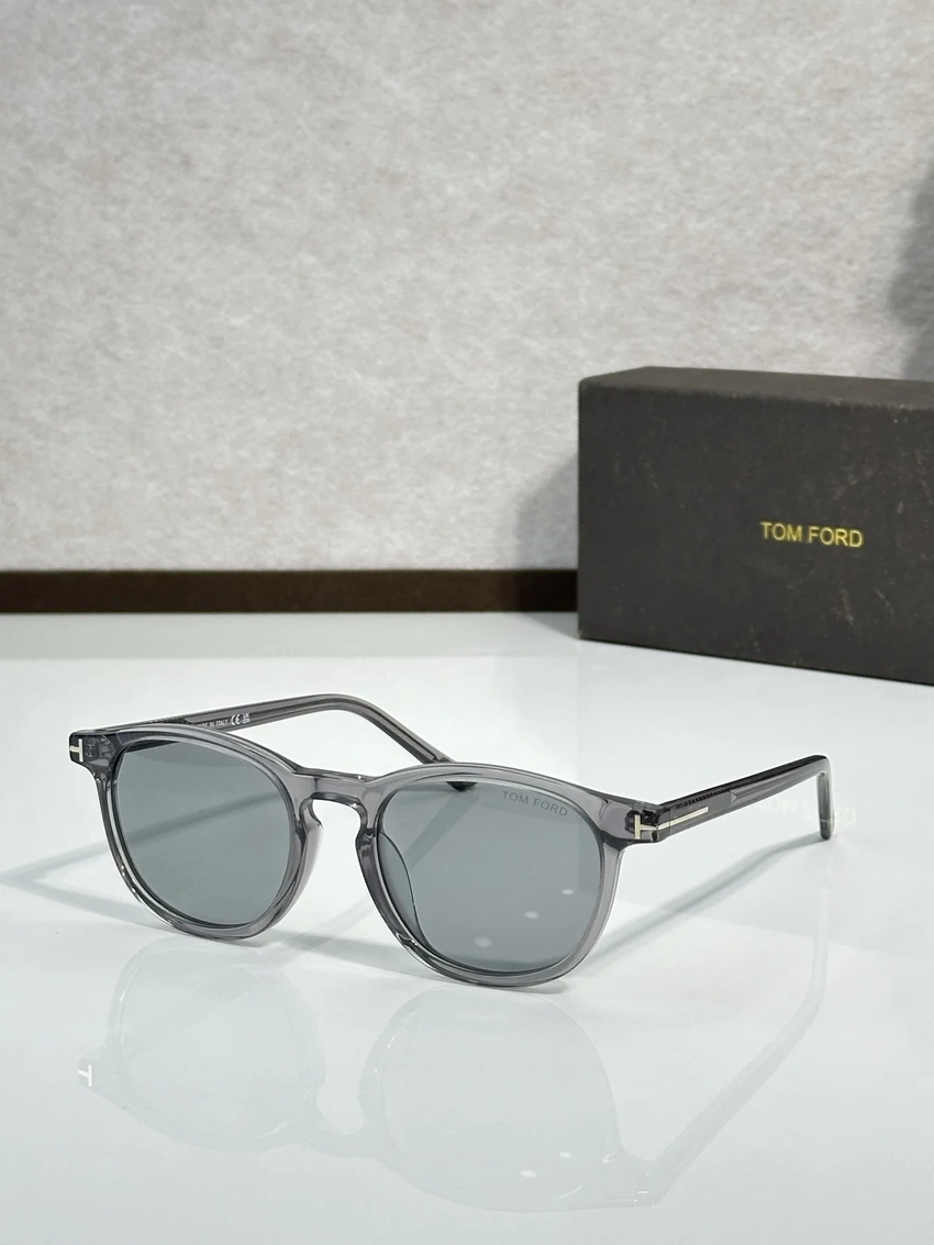 Tom Ford FT1302 Sunglasses On Sale – Wholesale Optical Frames Supplier