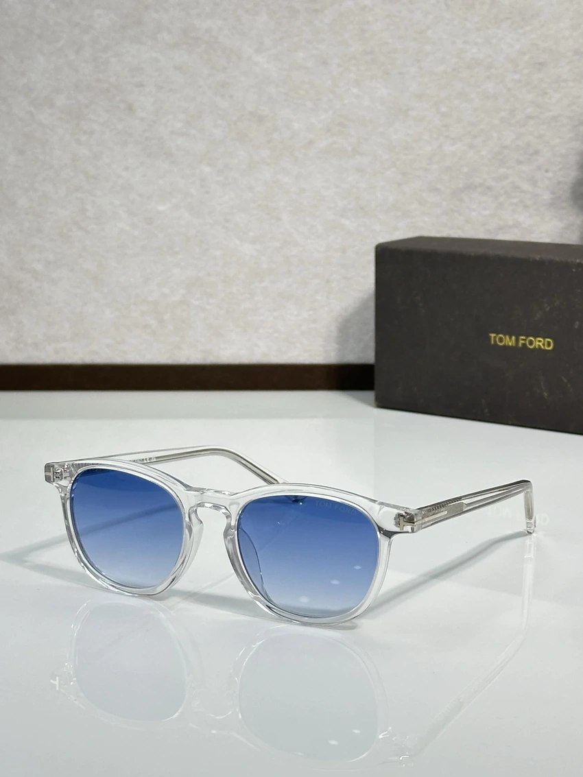 Tom Ford FT1302 Navigator Sunglasses – Wholesale Optical Frames Supplier