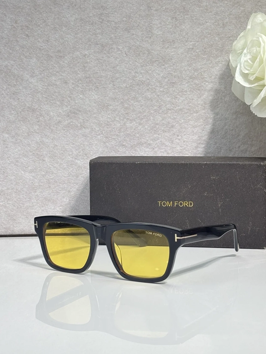 Tom Ford FT1303 Aviator Sunglasses – Wholesale Optical Frames Supplier