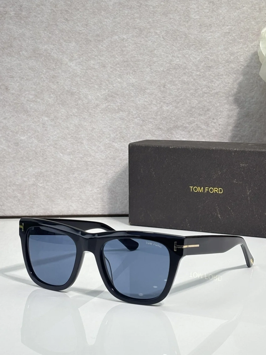 Wholesale Tom Ford FT1304 Amarra Sunglasses | B2B Optical Distributor