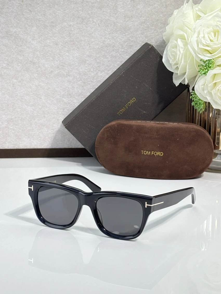 Tom Ford FT1304 Photochromic Sunglasses Wholesale | Optical Retail Supplier