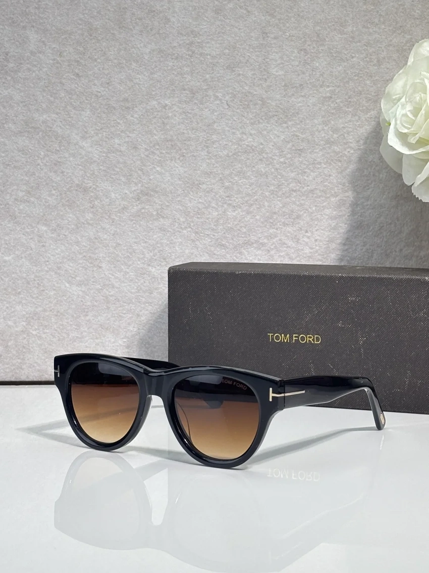 Tom Ford FT1305 Avery Sunglasses for Wholesale | Optical Store Supplier