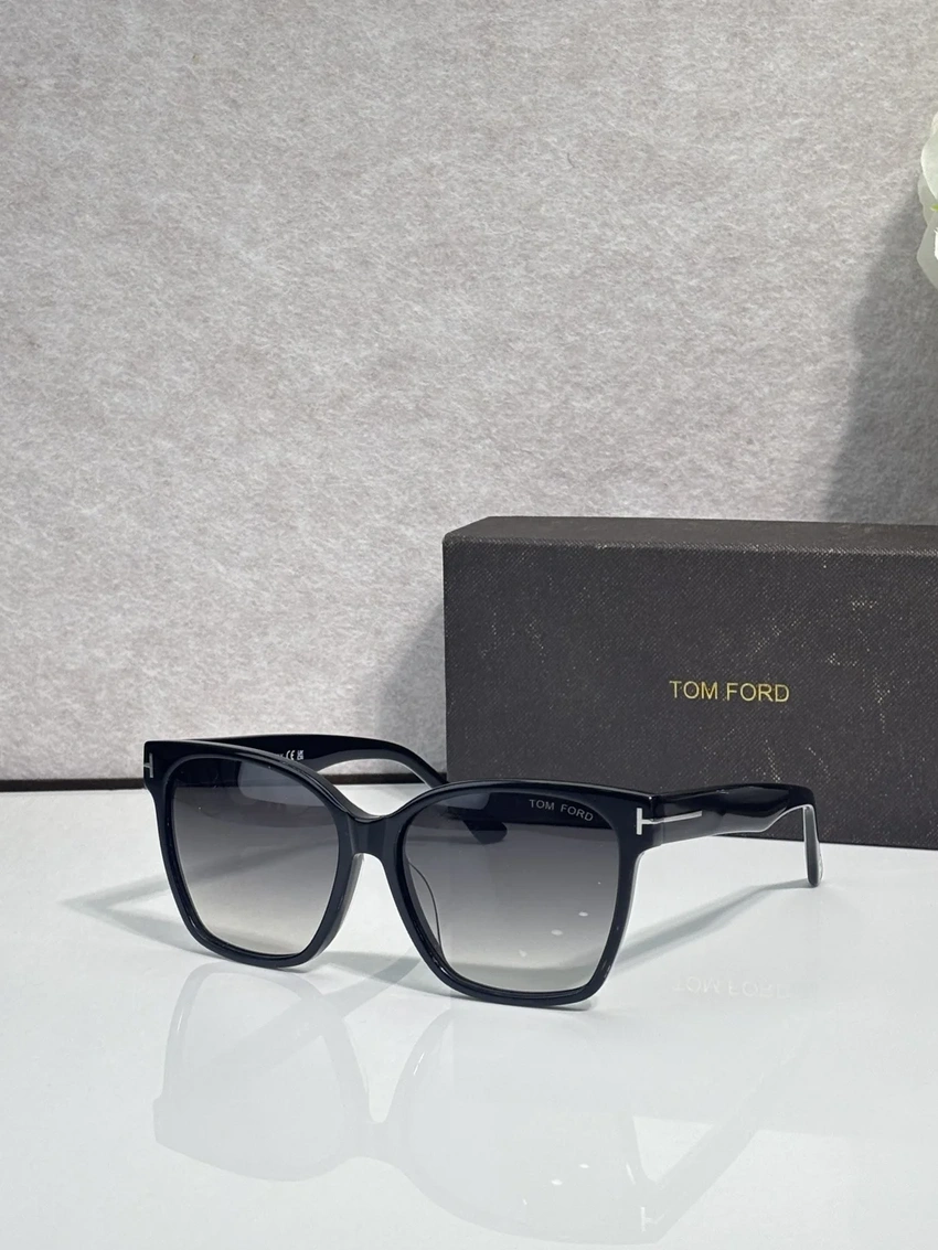 Tom Ford FT1312 Blue Lens Sunglasses – Wholesale Optical Frames Supplier