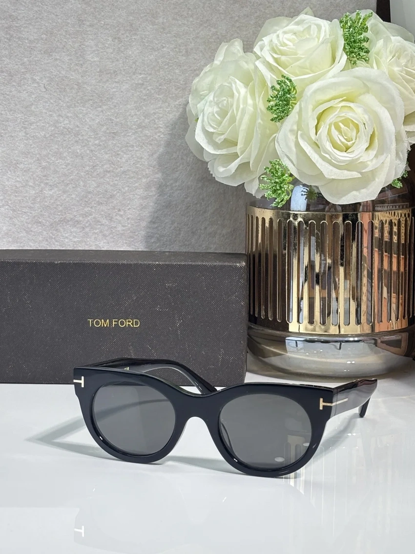 Tom Ford FT1315 Carla Sunglasses – Wholesale Optical Frames Supplier