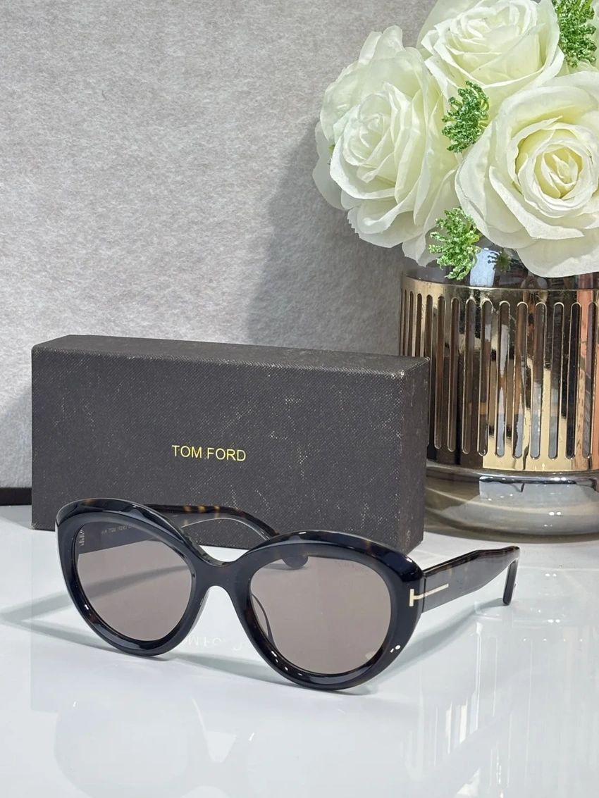 Premium Tom Ford FT1316 Sunglasses On Celebrities – Wholesale Distributor