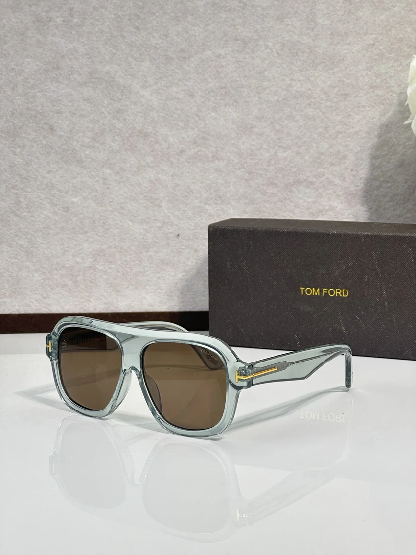 Wholesale Tom Ford FT1324 Juliet Sunglasses | B2B Optical Distributor