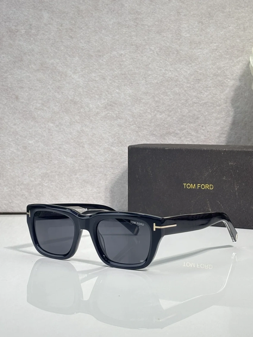Tom Ford FT1327 Rosco Aviator Sunglasses Wholesale | Optical Retail Supplier
