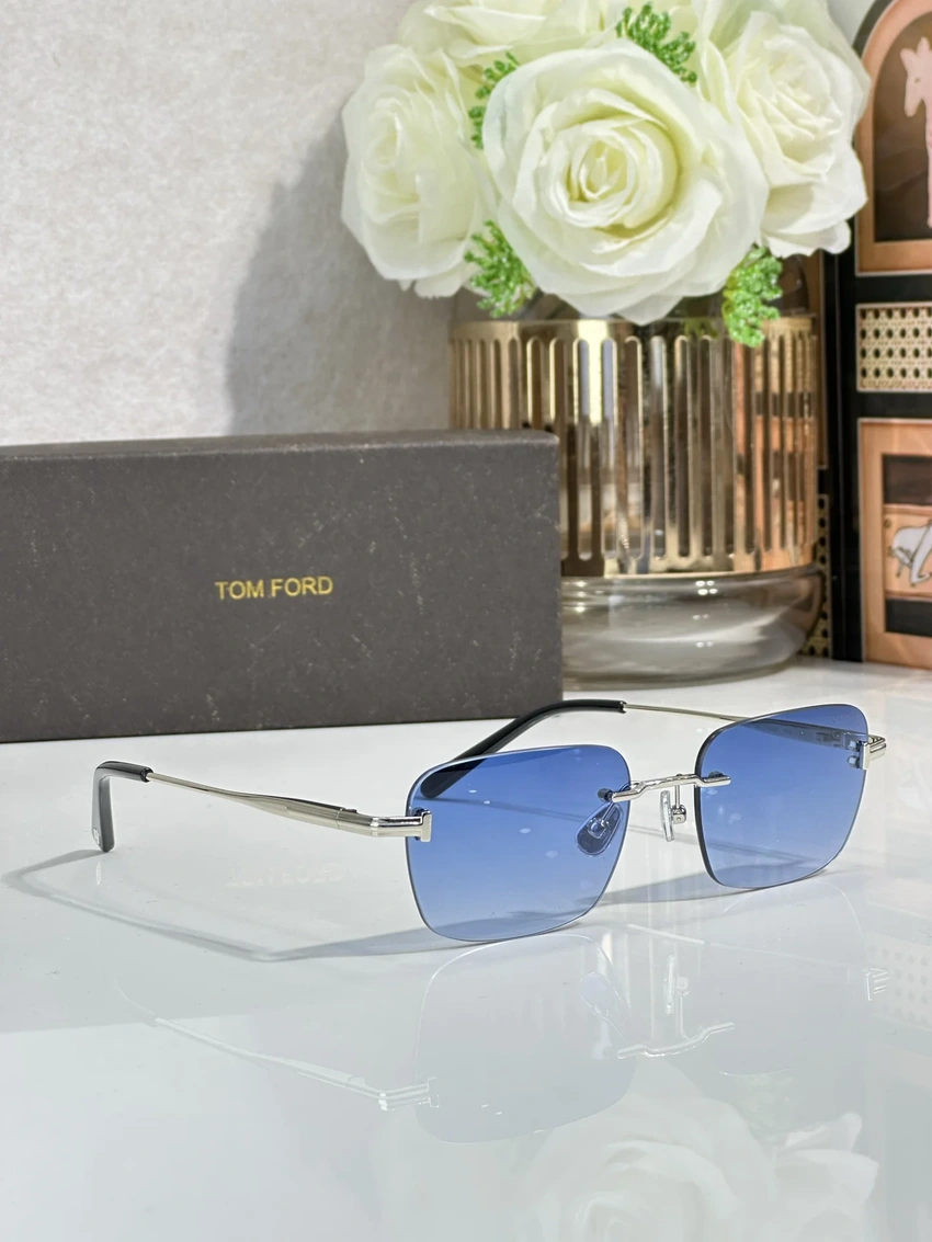 Wholesale Tom Ford FT1354 Women Sunglasses | B2B Optical Distributor