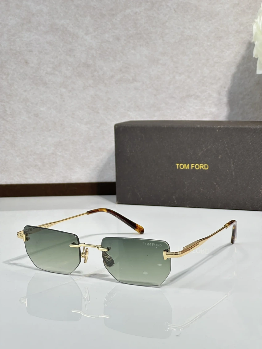 Tom Ford FT1355 Stephen Sunglasses for Wholesale | Optical Store Supplier