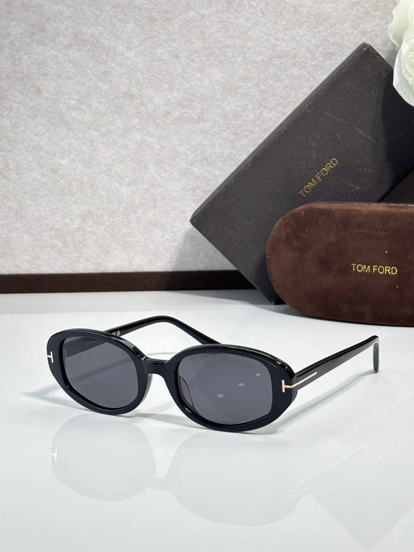 Wholesale Tom Ford FT1364 Sunglasses Celebrity | B2B Optical Distributor