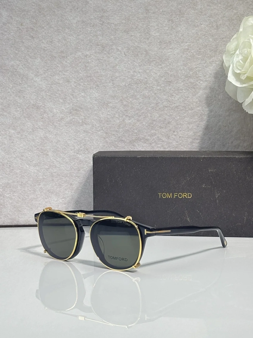 Wholesale Tom Ford FT5401 Sunglasses Whitney | B2B Optical Distributor