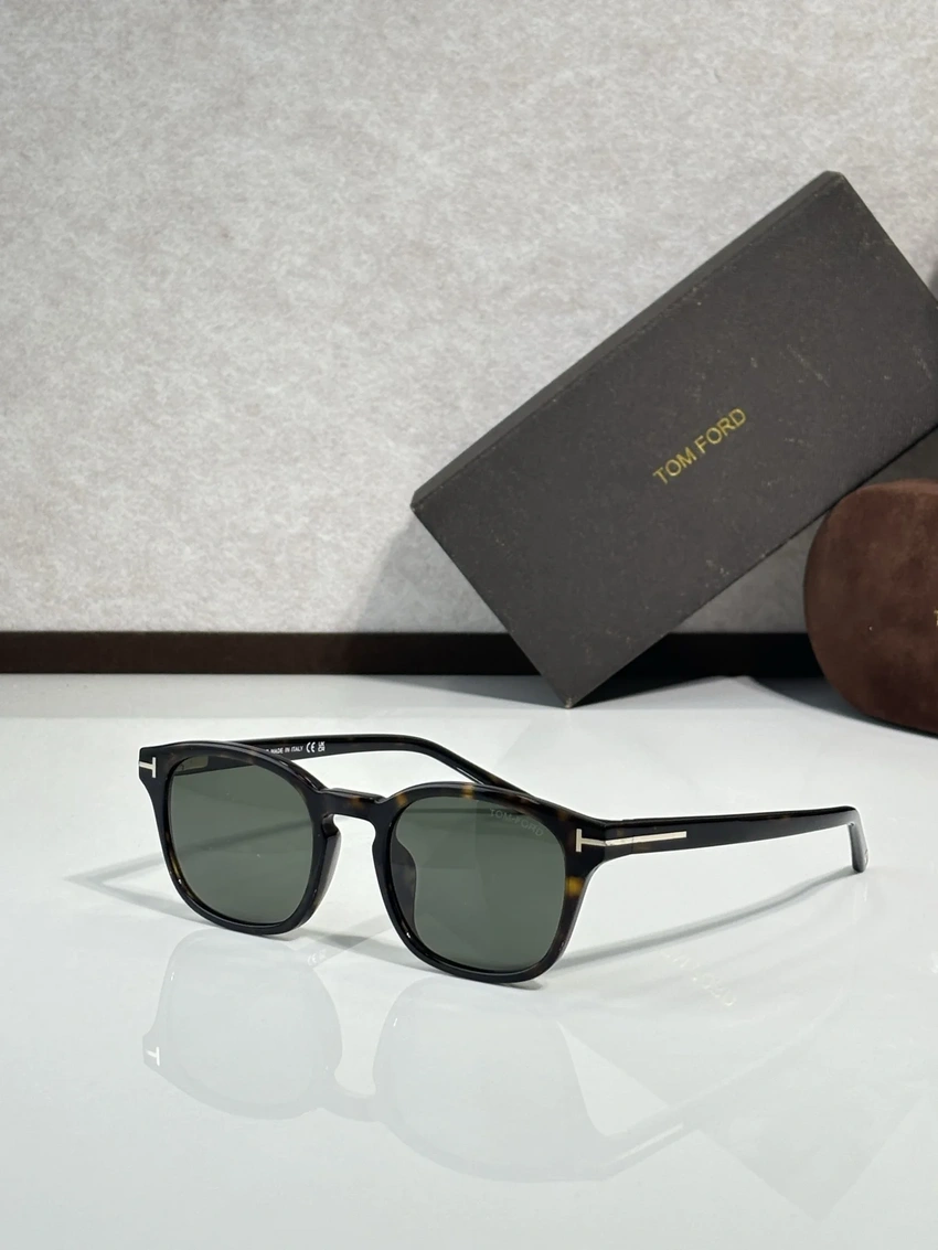 Buy Tom Ford FT5532 Round Sunglasses Wholesale | Optical Importer