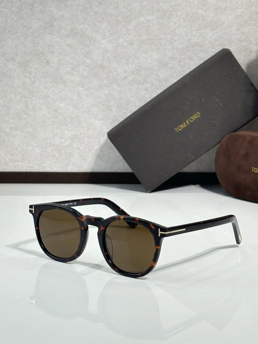 Tom Ford FT5629 White Sunglasses – Wholesale Optical Frames Supplier