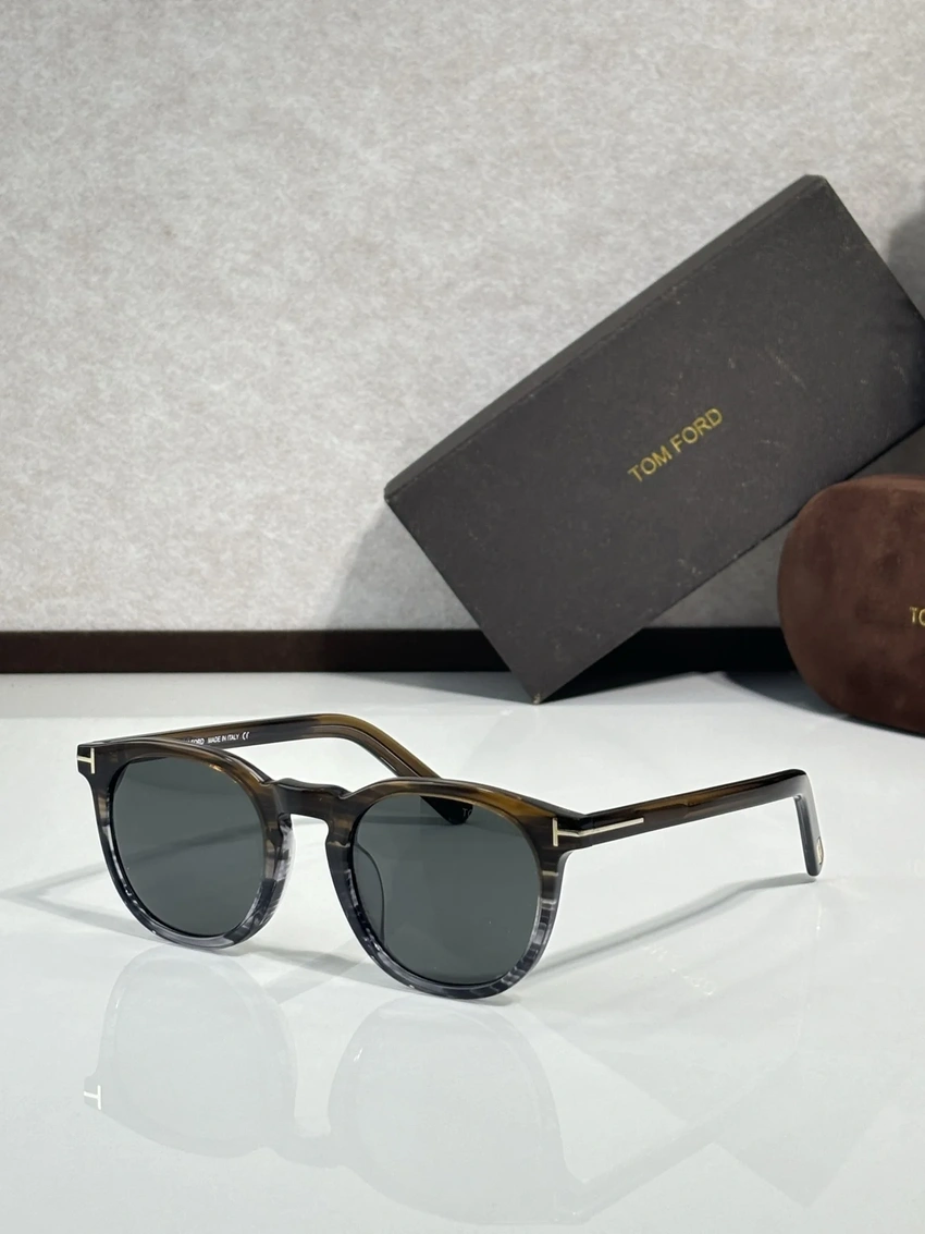 Tom Ford FT5629 58mm Pilot Sunglasses for Wholesale | Optical Store Supplier