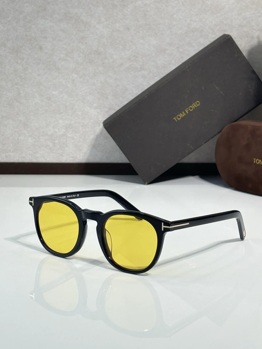 Tom Ford FT5629 White Sunglasses – Wholesale Optical Frames Supplier