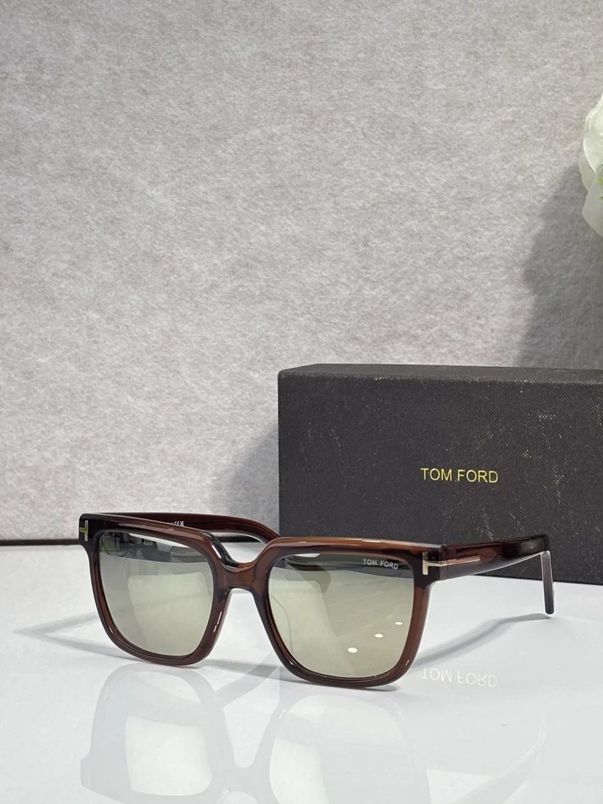 Wholesale Tom Ford FT5889 Raffa Sunglasses | B2B Optical Distributor