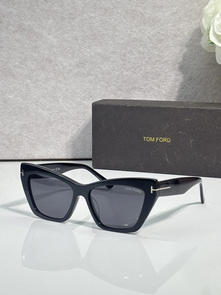 Tom Ford FT6026 Sunglasses Black – Wholesale Optical Frames Supplier