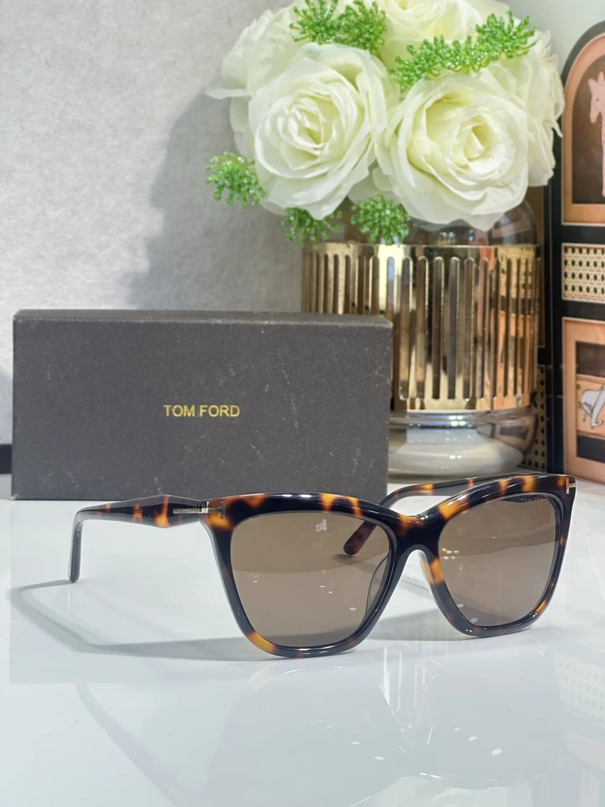 Tom Ford FT6064 Vincent Sunglasses – Wholesale Optical Frames Supplier