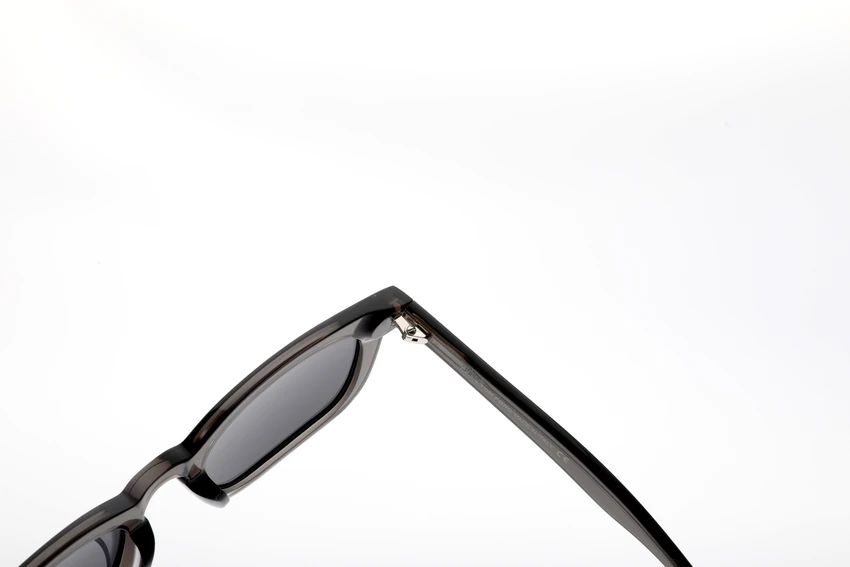 Wholesale Tom Ford FT751-F-N Polarized Sunglasses | B2B Optical Distributor