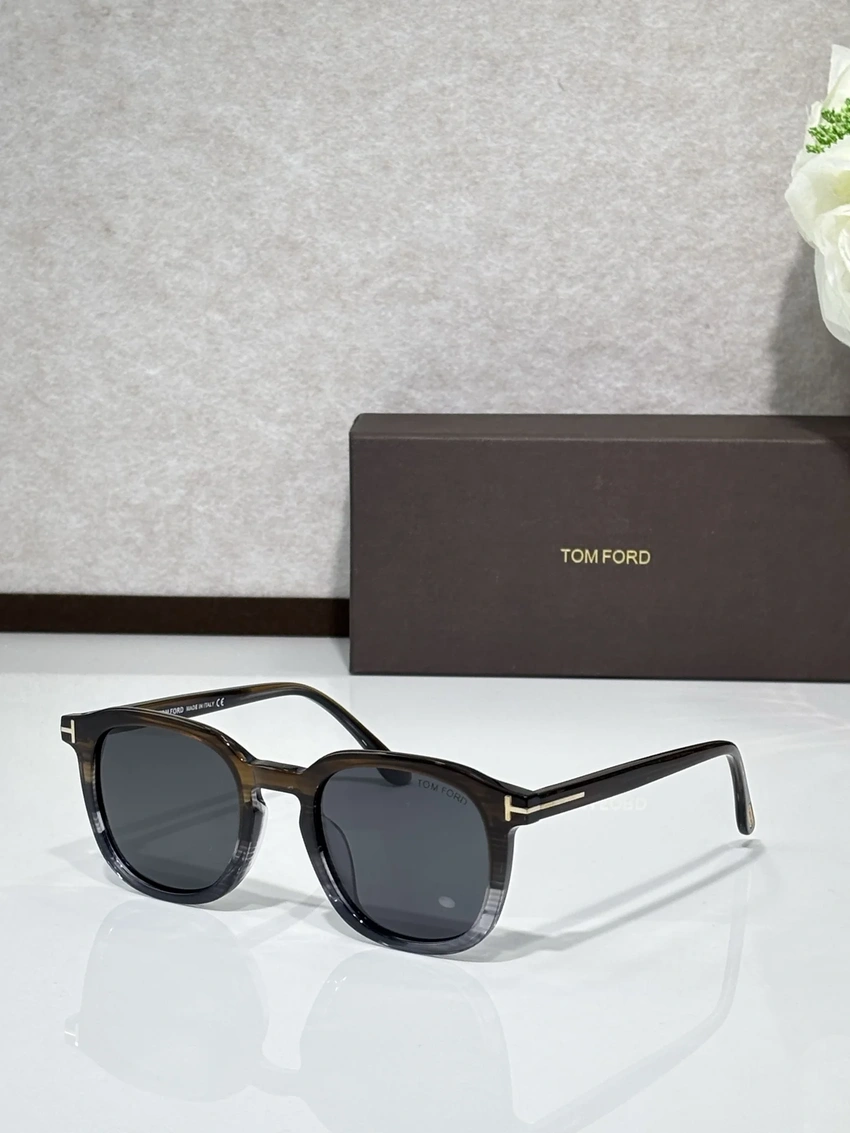 Buy Tom Ford TF0975 Square Sunglasses Wholesale | Optical Importer
