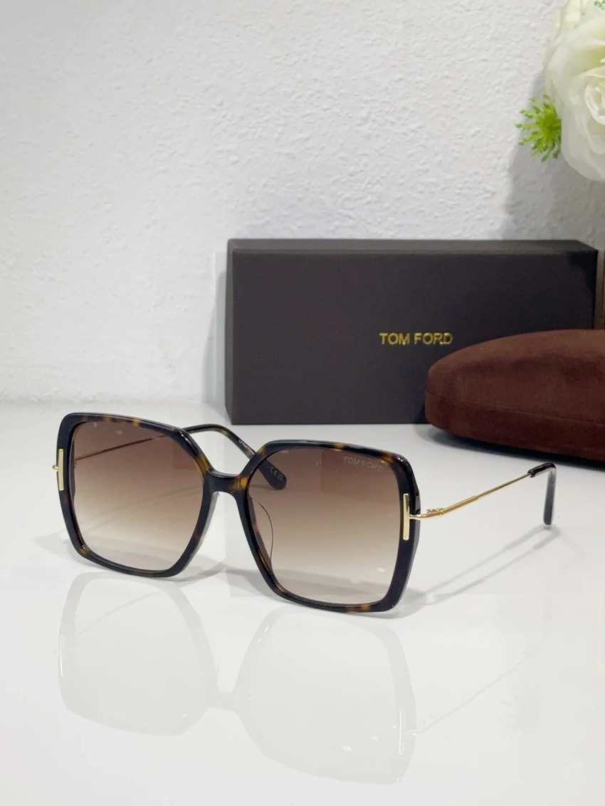 Tom Ford TF1039 Samson Sunglasses for Wholesale | Optical Store Supplier