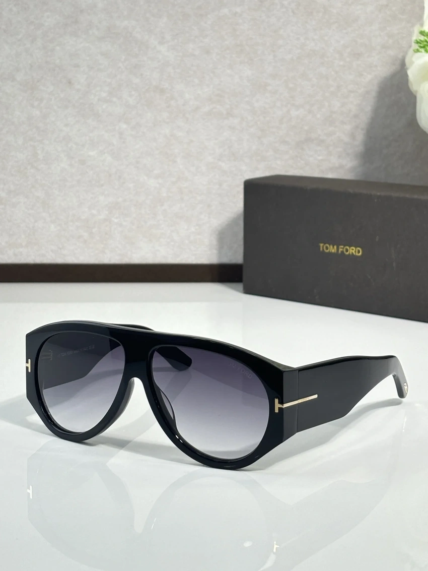 Premium Tom Ford TF1044 Mens Shades – Wholesale Distributor