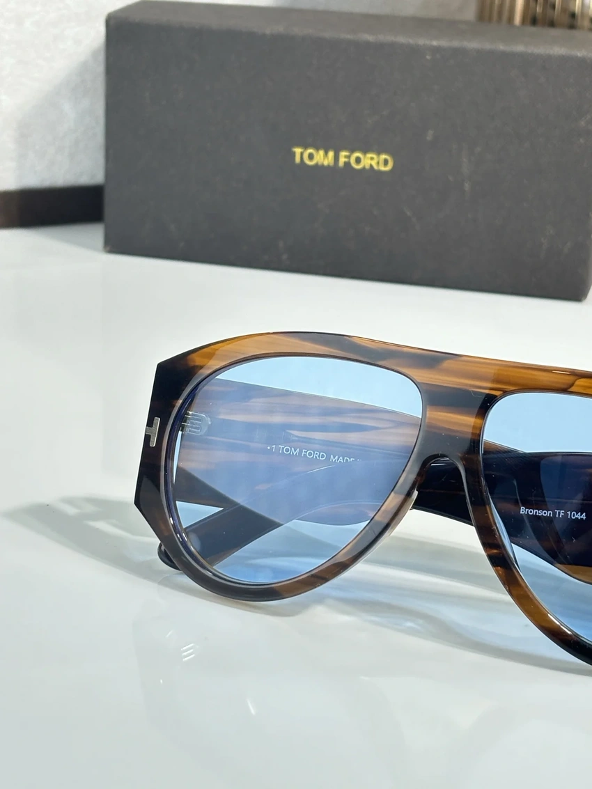 Tom Ford TF1044 Cecil Sunglasses for Wholesale | Optical Store Supplier