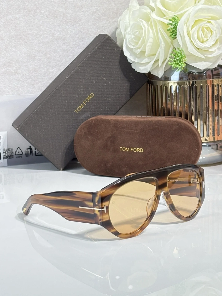 Tom Ford TF1044 Simona Sunglasses for Wholesale | Optical Store Supplier