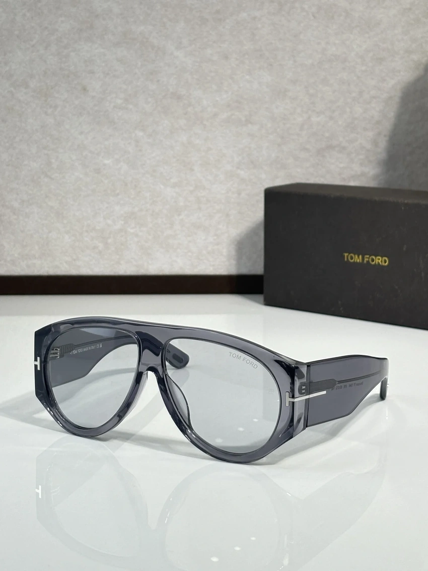 Buy Tom Ford TF1044 Sunglasses Cat Eye Wholesale | Optical Importer