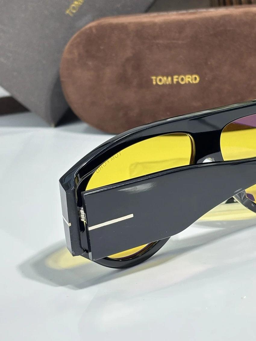 Premium Tom Ford TF1044 Mens Shades – Wholesale Distributor