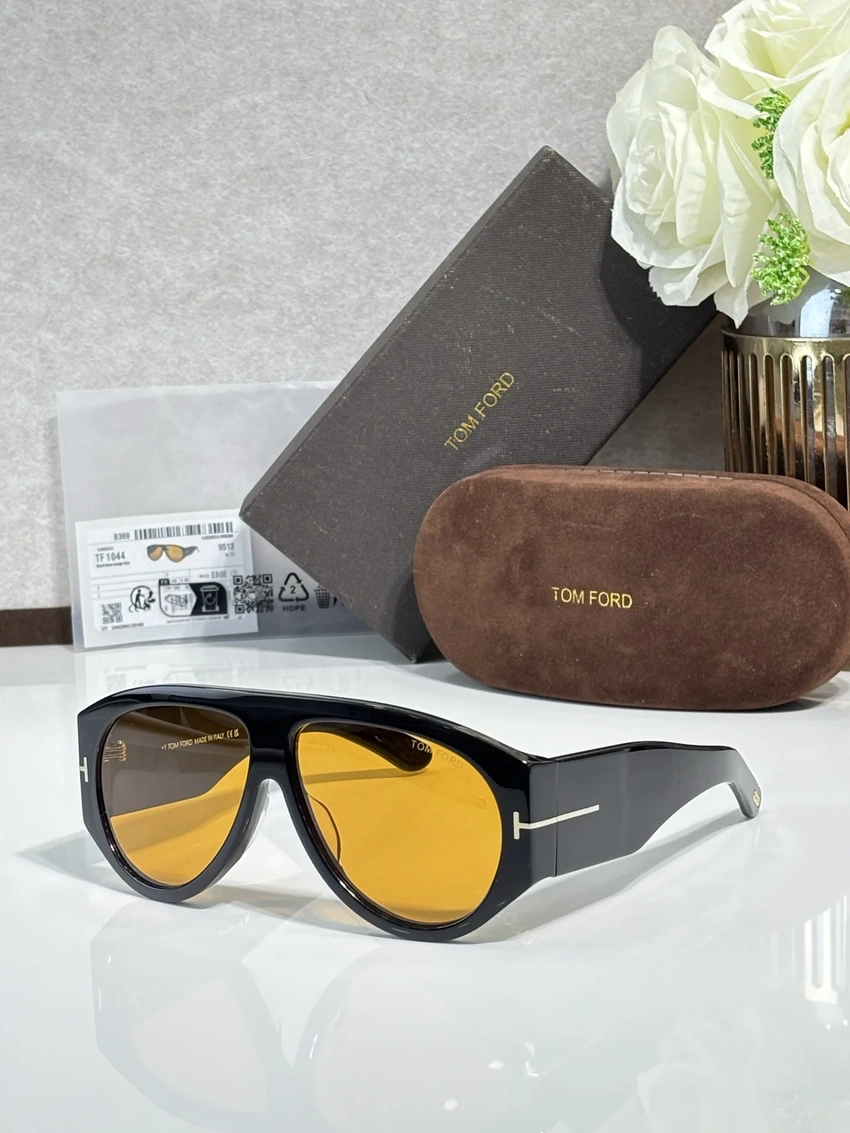 Buy Tom Ford TF1044 Sunglasses Cat Eye Wholesale | Optical Importer