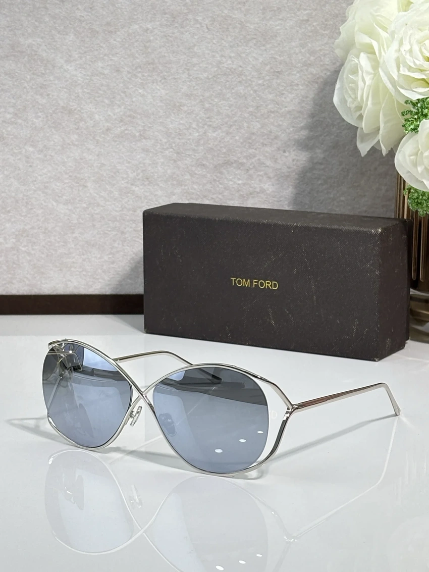Premium Tom Ford TF1067 Colette Sunglasses – Wholesale Distributor