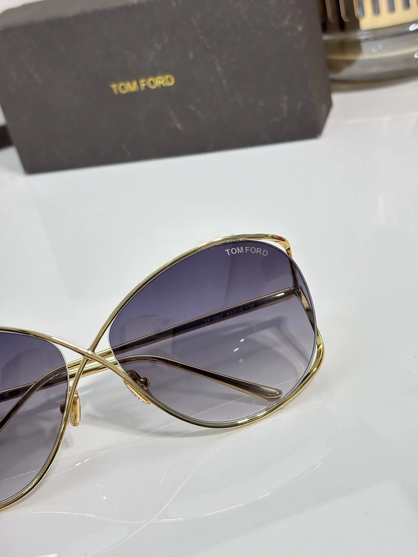 Tom Ford TF1067 Stella Sunglasses – Wholesale Optical Frames Supplier