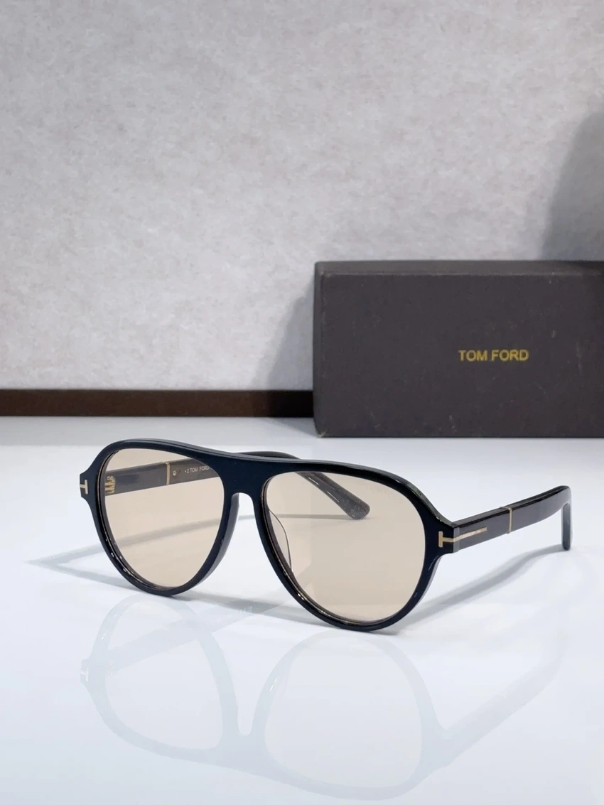 Wholesale Tom Ford TF1080 Women Sunglasses | B2B Optical Distributor