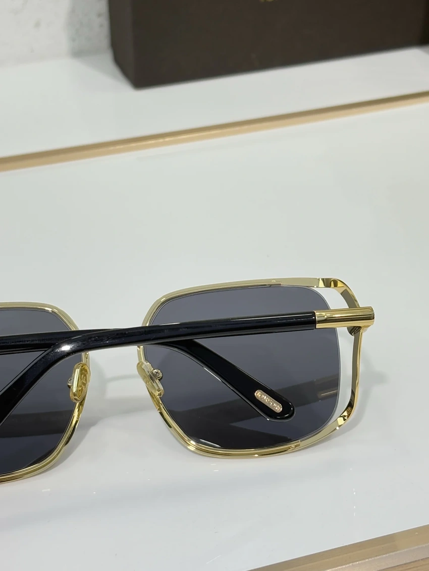 Buy Tom Ford TF1092 Sunglasses Hut Wholesale | Optical Importer