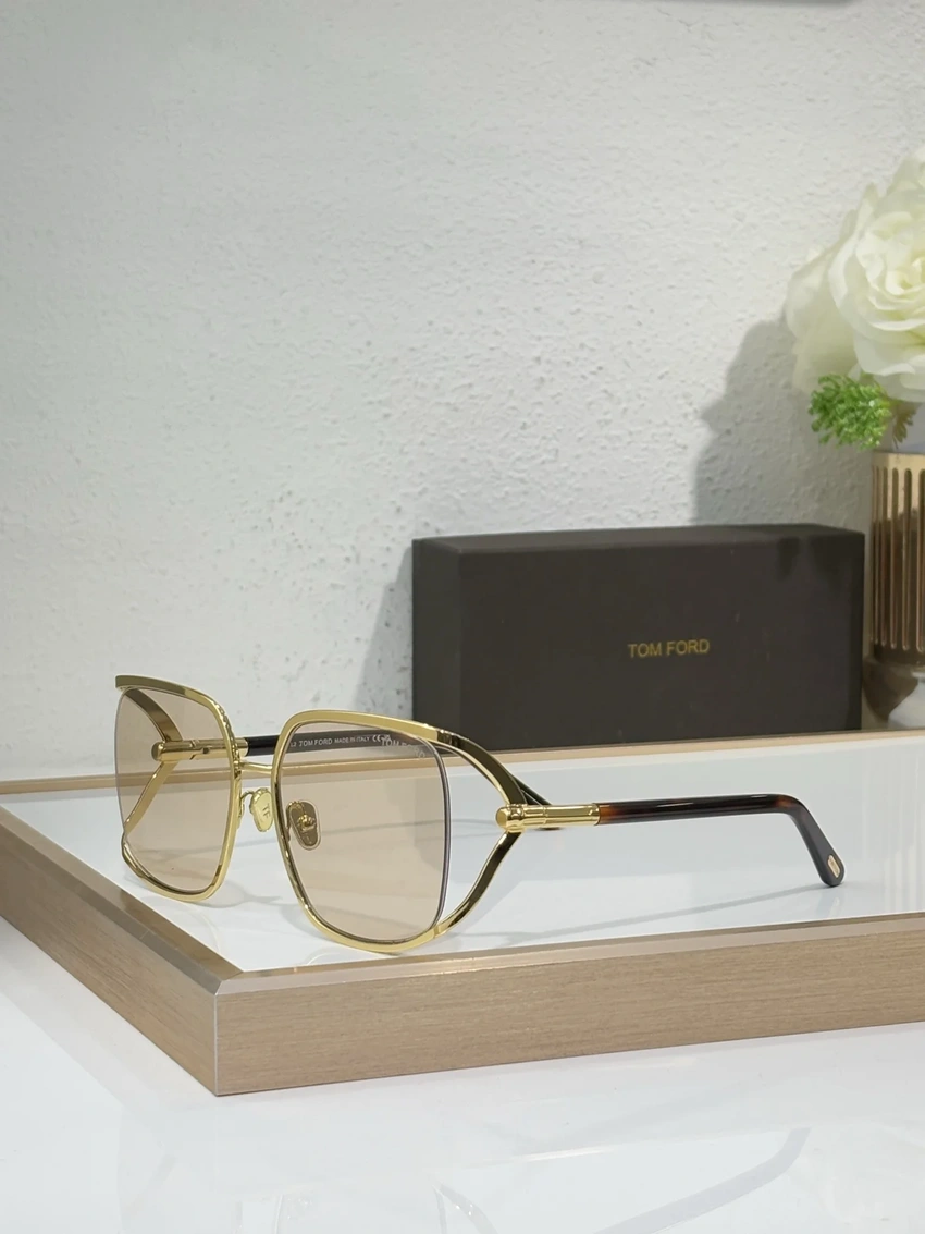 Buy Tom Ford TF1092 Sunglasses Hut Wholesale | Optical Importer