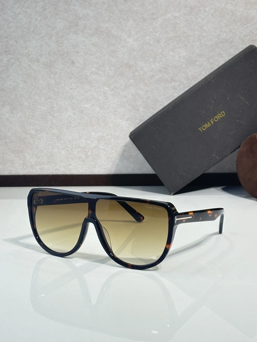Wholesale Tom Ford TF1182 Wallace Sunglasses | B2B Optical Distributor