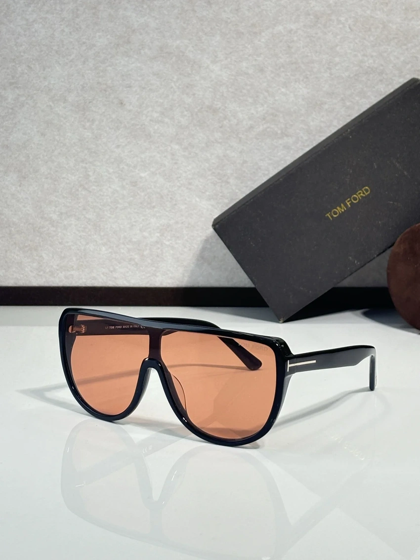 Wholesale Tom Ford TF1182 Wallace Sunglasses | B2B Optical Distributor