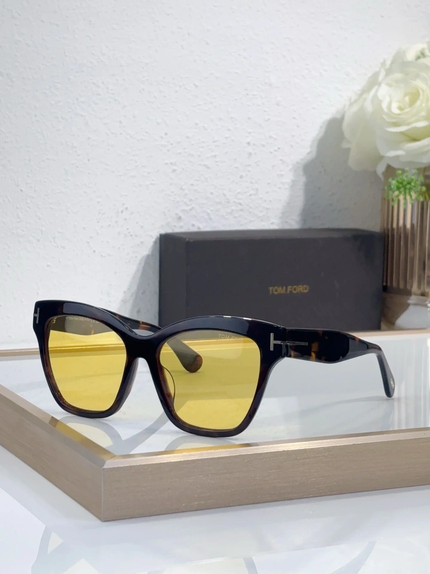 Wholesale Tom Ford TF1217 River Sunglasses | B2B Optical Distributor