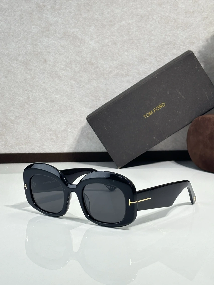 Wholesale Tom Ford TF1219 Celebrity Sunglasses | B2B Optical Distributor