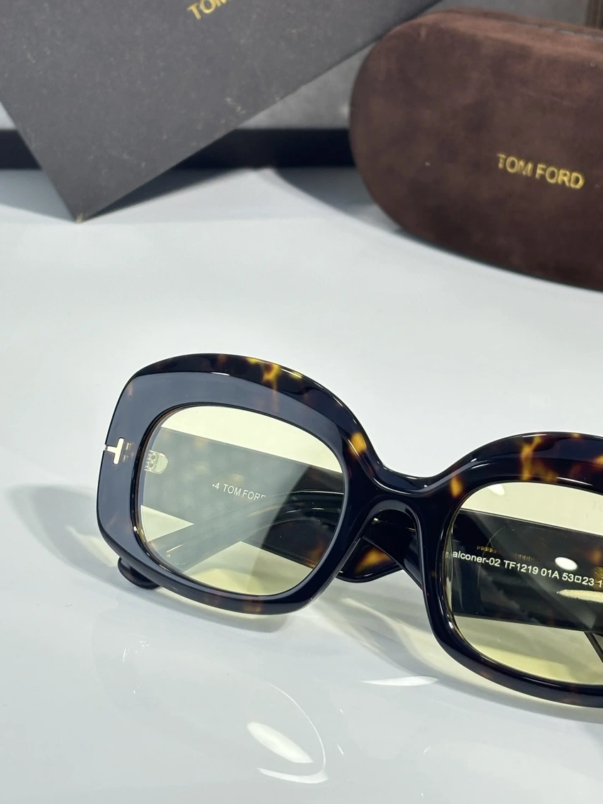 Buy Tom Ford TF1219 Roscoe Sunglasses Wholesale | Optical Importer