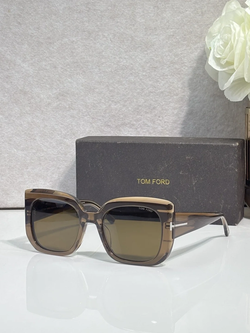 Wholesale Tom Ford TF1220 Jacob Sunglasses | B2B Optical Distributor
