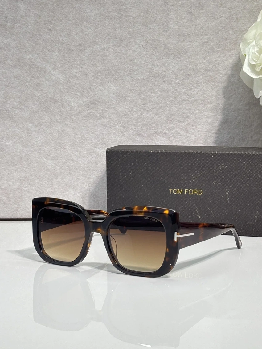 Wholesale Tom Ford TF1220 Jacob Sunglasses | B2B Optical Distributor