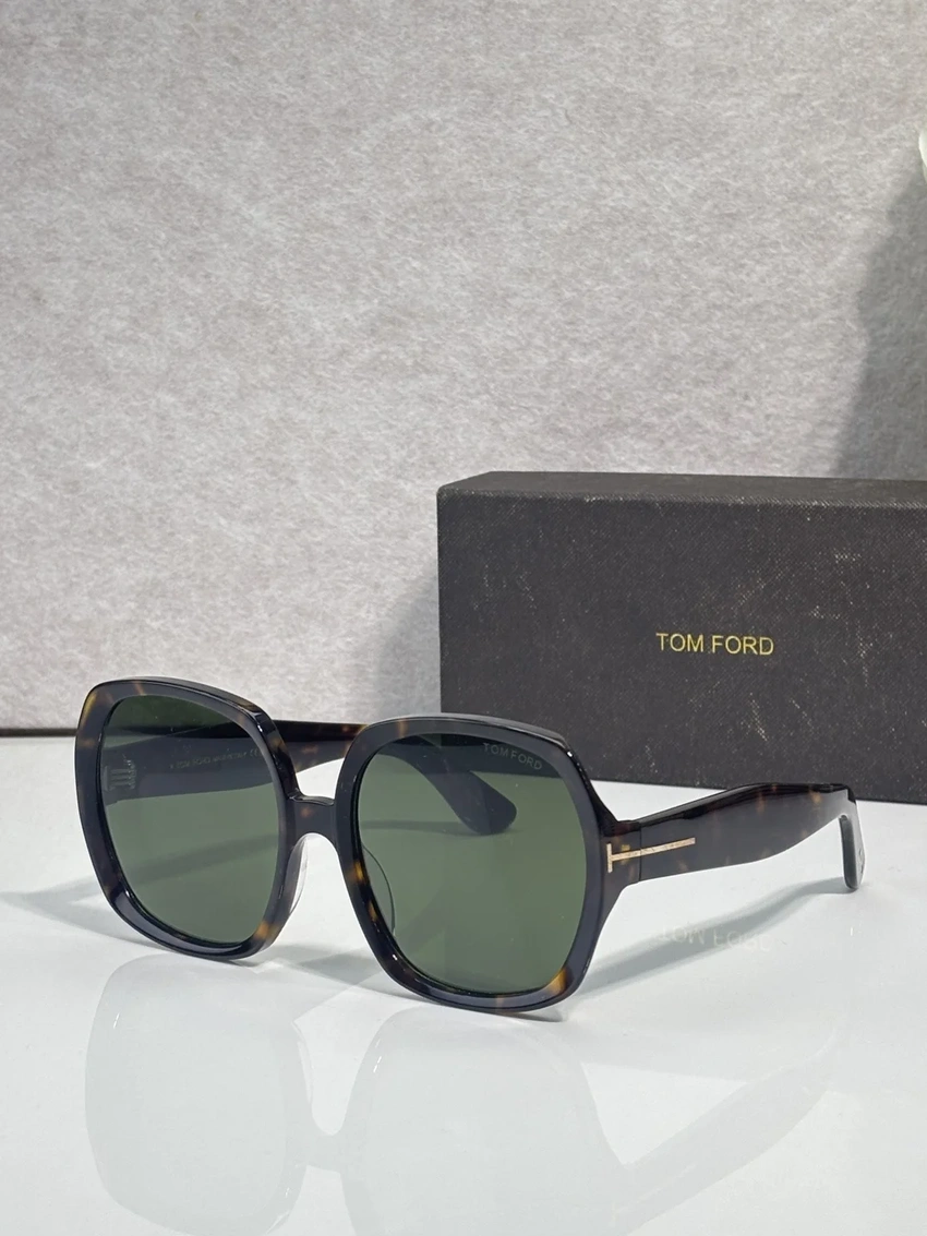 Wholesale Tom Ford TF1221 Magnetic Clip On Sunglasses Replacement | B2B Optical Distributor